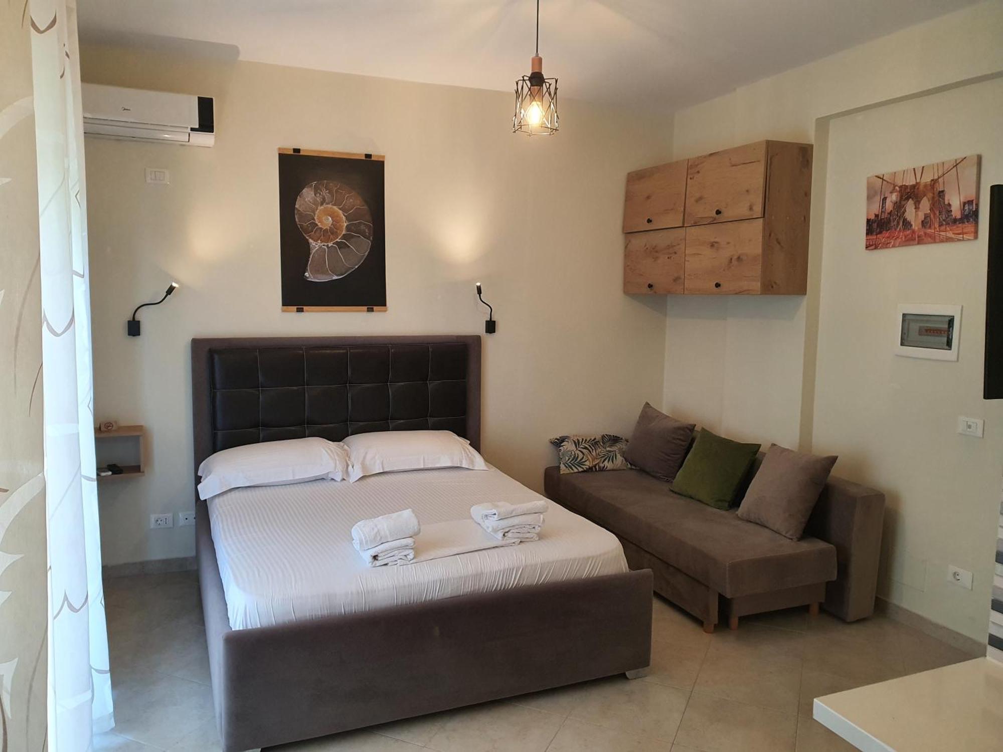 Deni Sea View Apartment Vlore Exterior photo